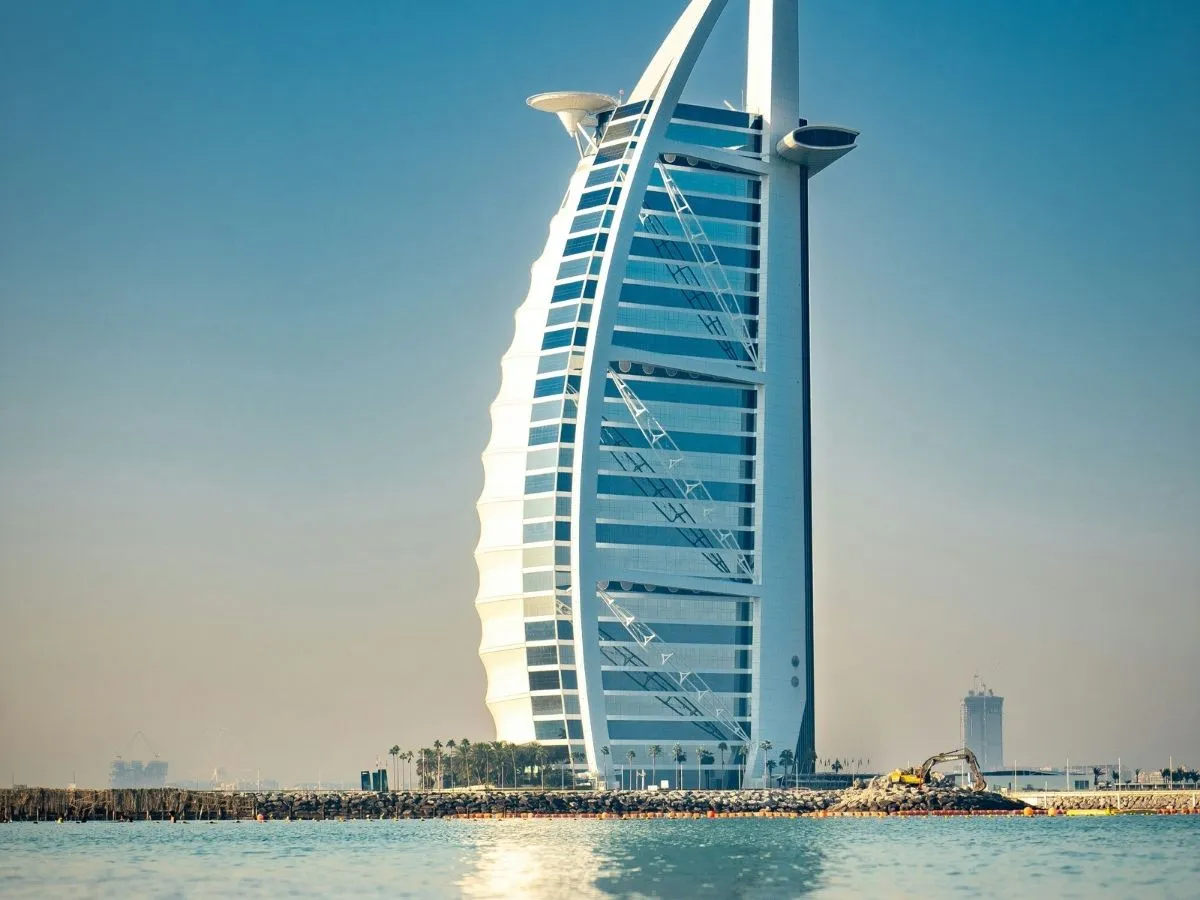 LONDON TO DUBAI